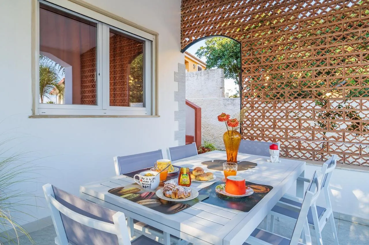 Villa Gioia 400M From The Beach Syracuse 0*,  Italy