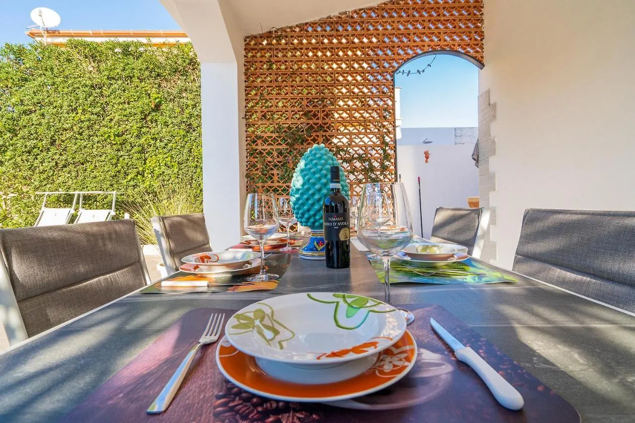 Villa Gioia 400M From The Beach Syracuse